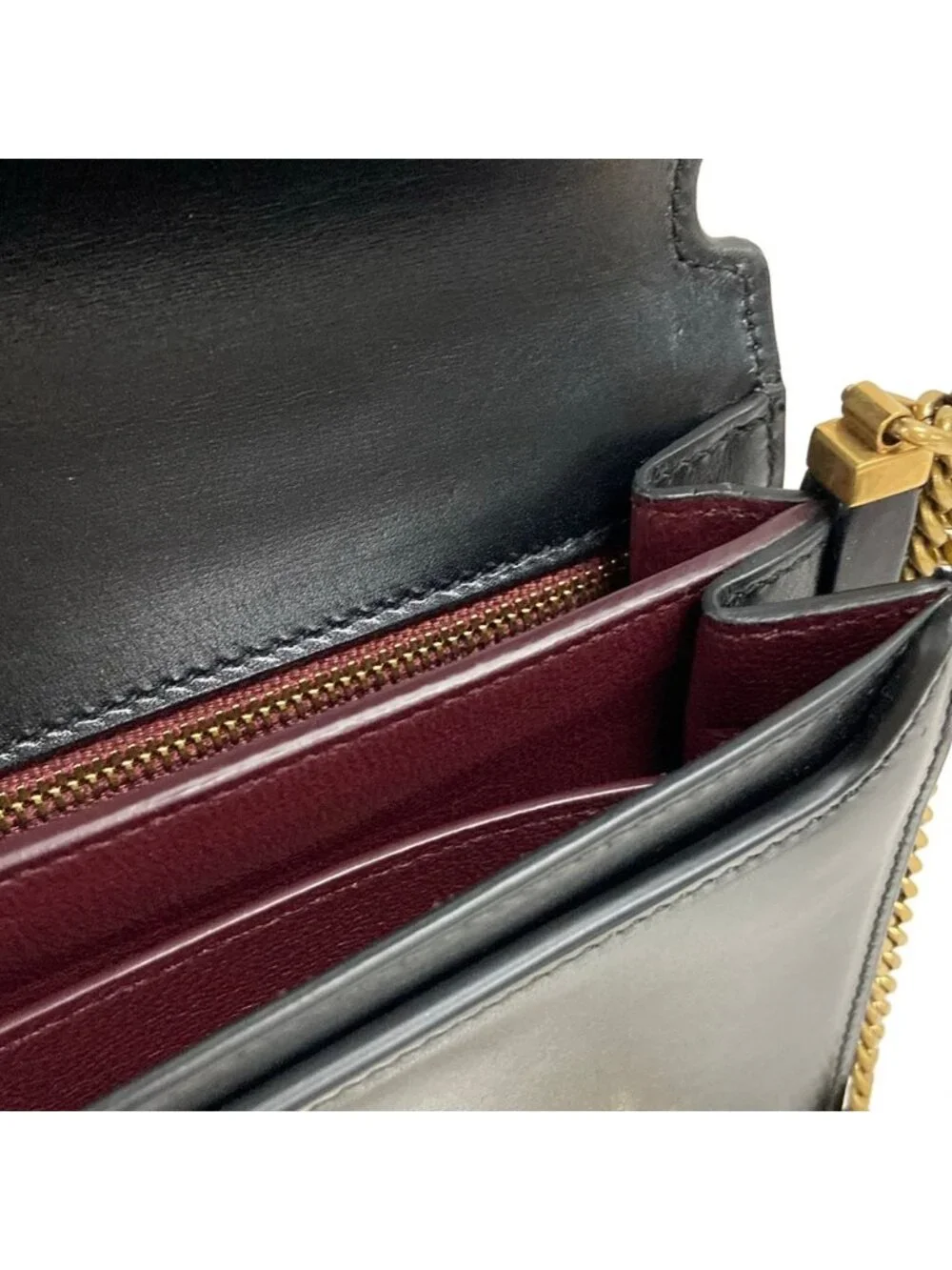 Saint Laurent Paris Shoulder Bag Cassandra Medium Black Chain Leather